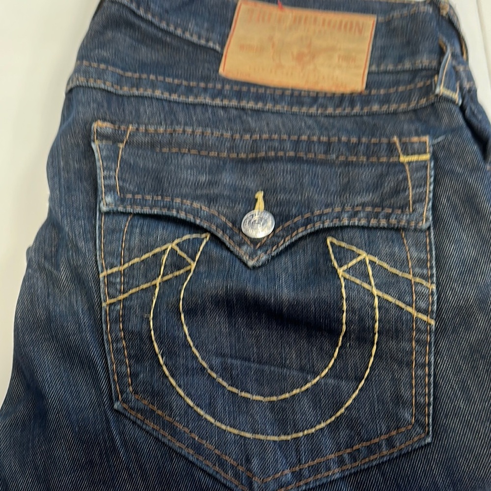 True Religion Blue Jeans with Signature Horseshoe Stitching